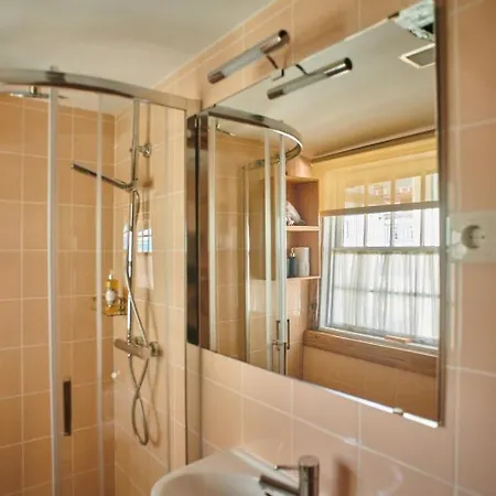 Casa Da Praca Velha 招待所