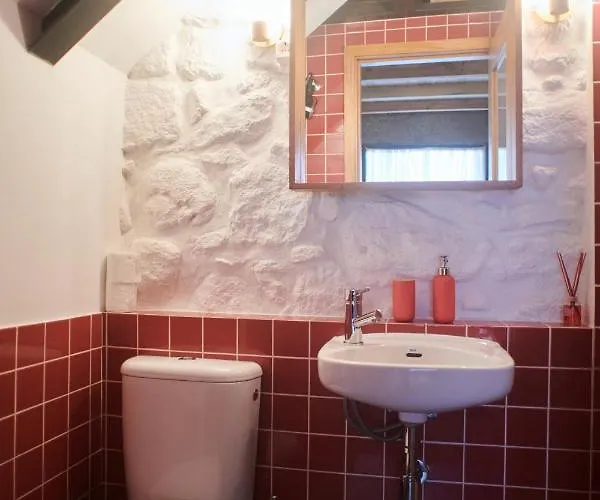 بيت ضيافة Casa Da Praca Velha *