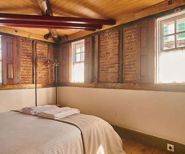 Casa Da Praca Velha براغا